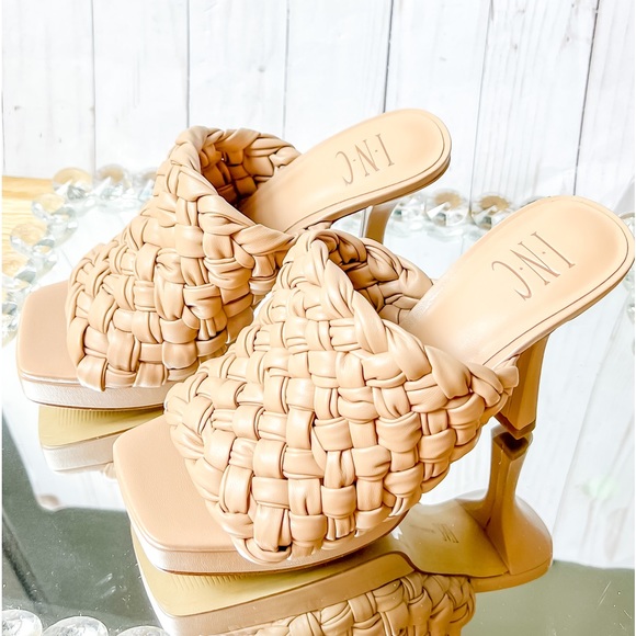 INC International Concepts Shoes Meriana Woven Platform Slides